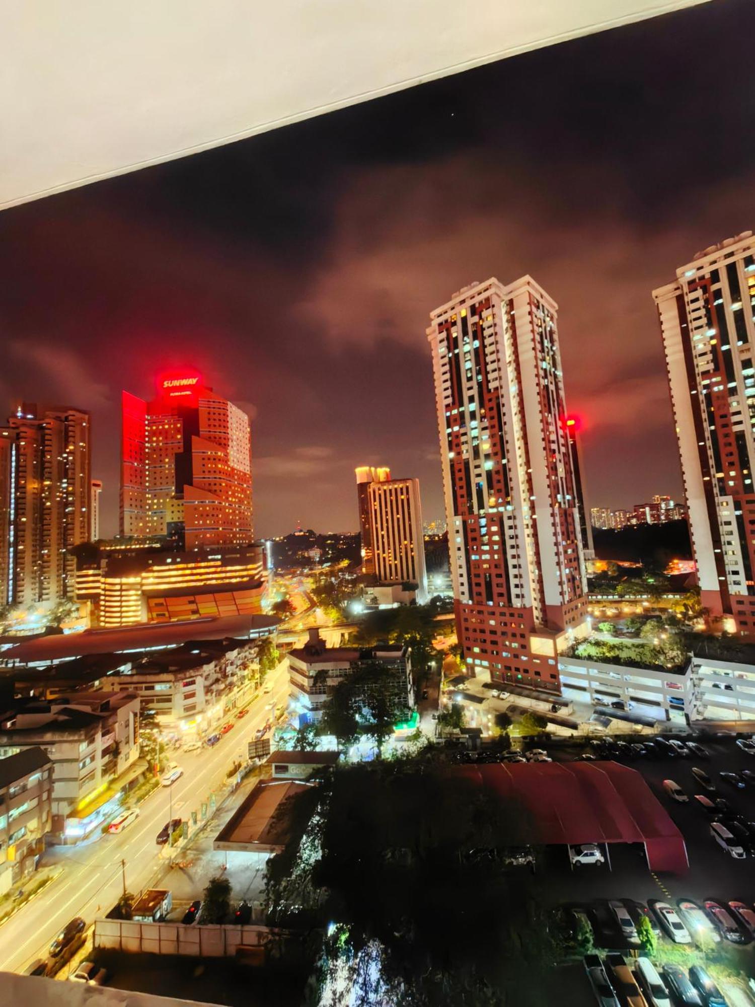 Chambers Residence Klcc By Purple Orchid Kuala Lumpur Exterior foto